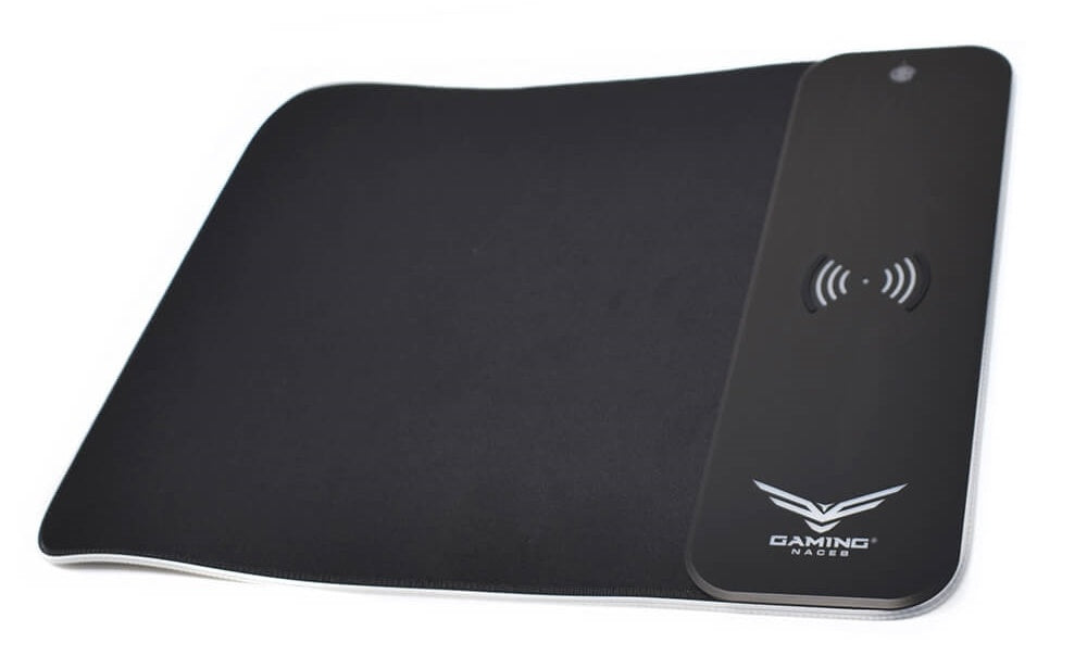 Mouse Pad Naceb (Na-0926) Rgb, Carga Inalambrica,31X40, Tela Color Negro.