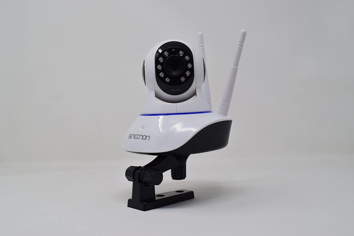 Camara Ip Necnon (Nbcs1L122M) 2Mp1080Hdwifialtavozmicro Sensor De Mov Microsd Soporte Inc.